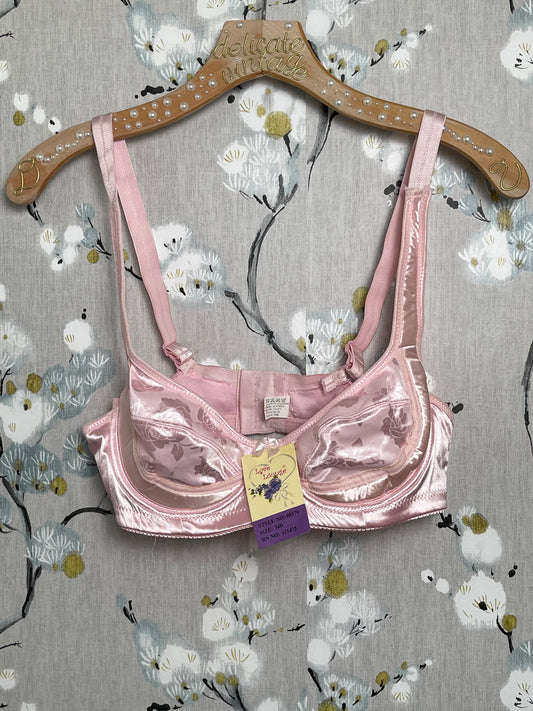 New NWT Vintage Pink Bra