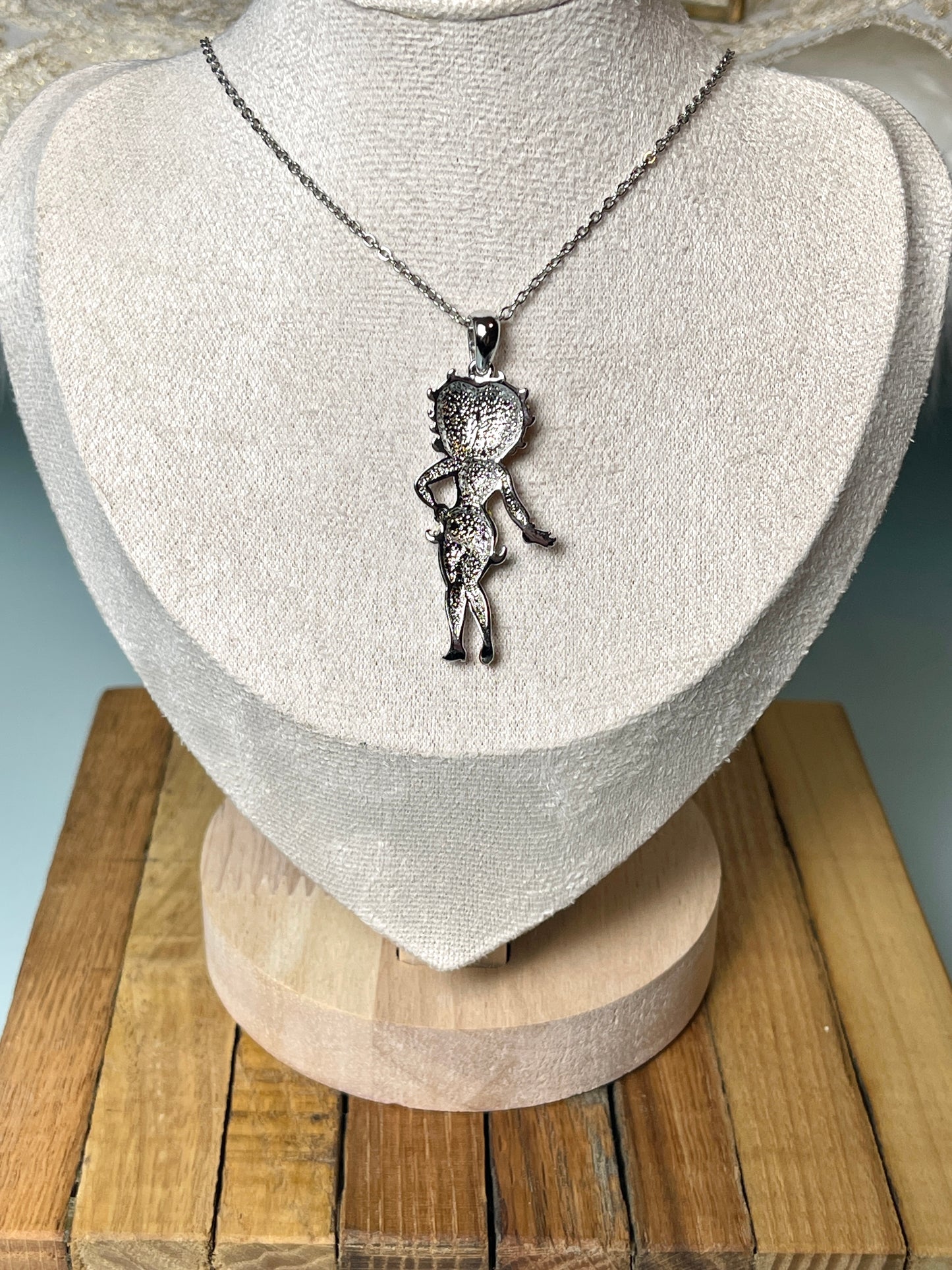 NWT Betty Boop Silver Necklace