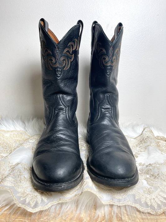 Black Leather Ariat Cowgirl boots