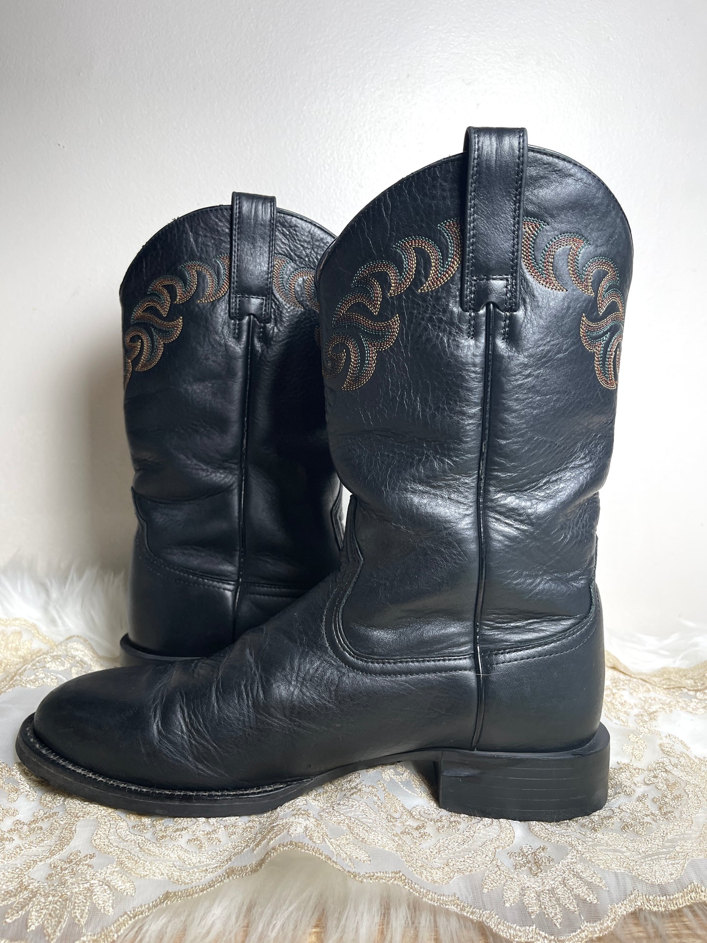 Black Leather Ariat Cowgirl boots