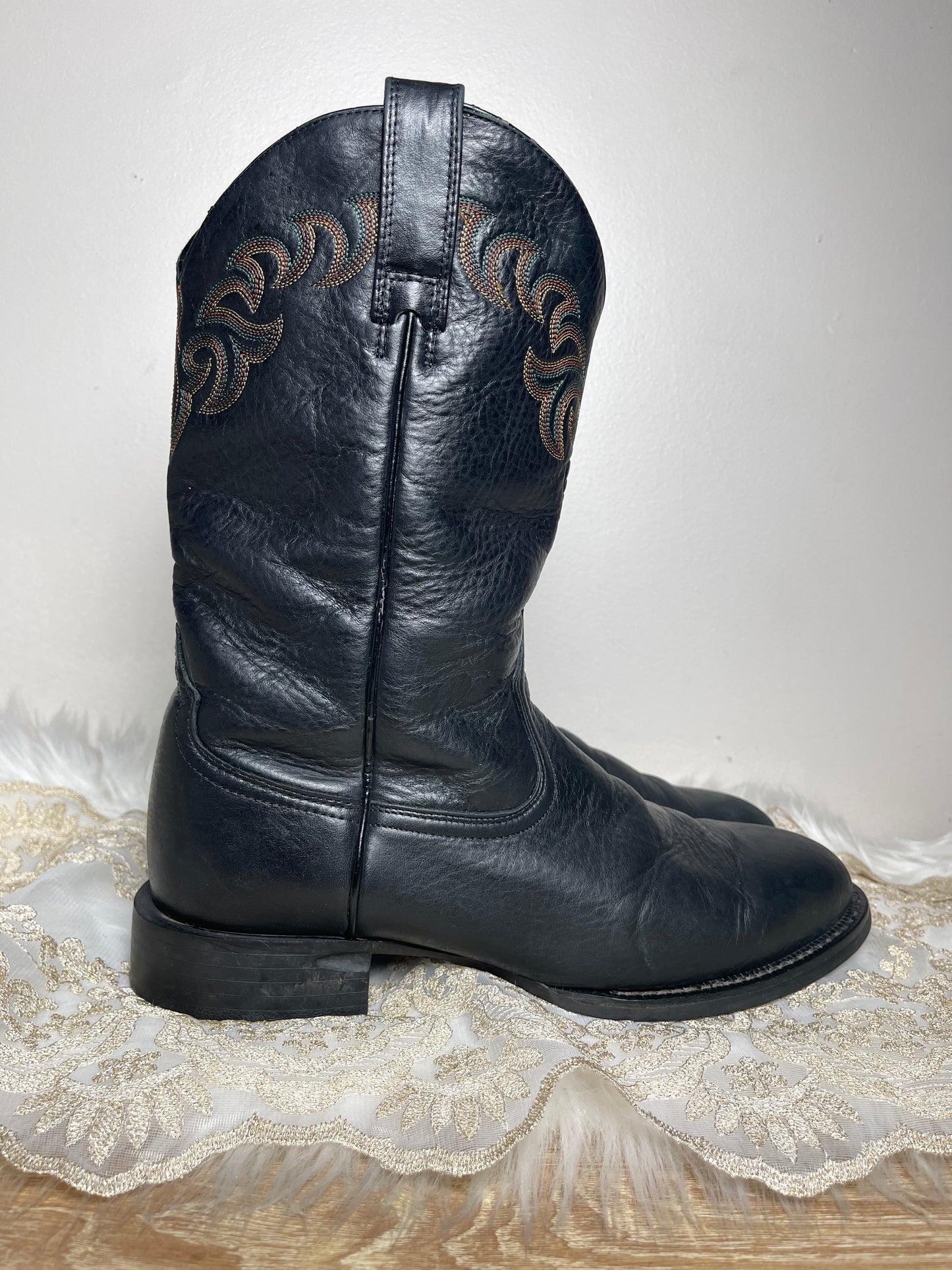 Black Leather Ariat Cowgirl boots